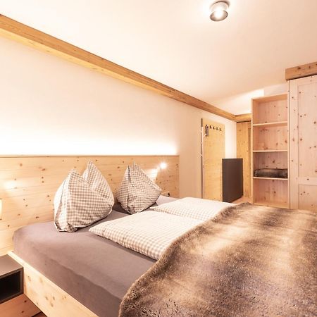Quality Hosts Arlberg - Hotel Bergheim Sankt Anton am Arlberg Exteriör bild