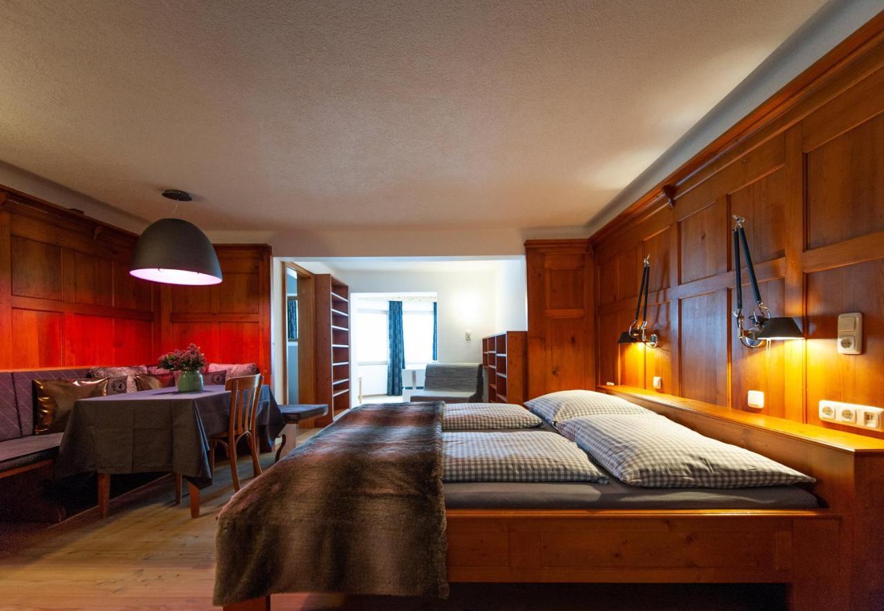 Quality Hosts Arlberg - Hotel Bergheim Sankt Anton am Arlberg Exteriör bild